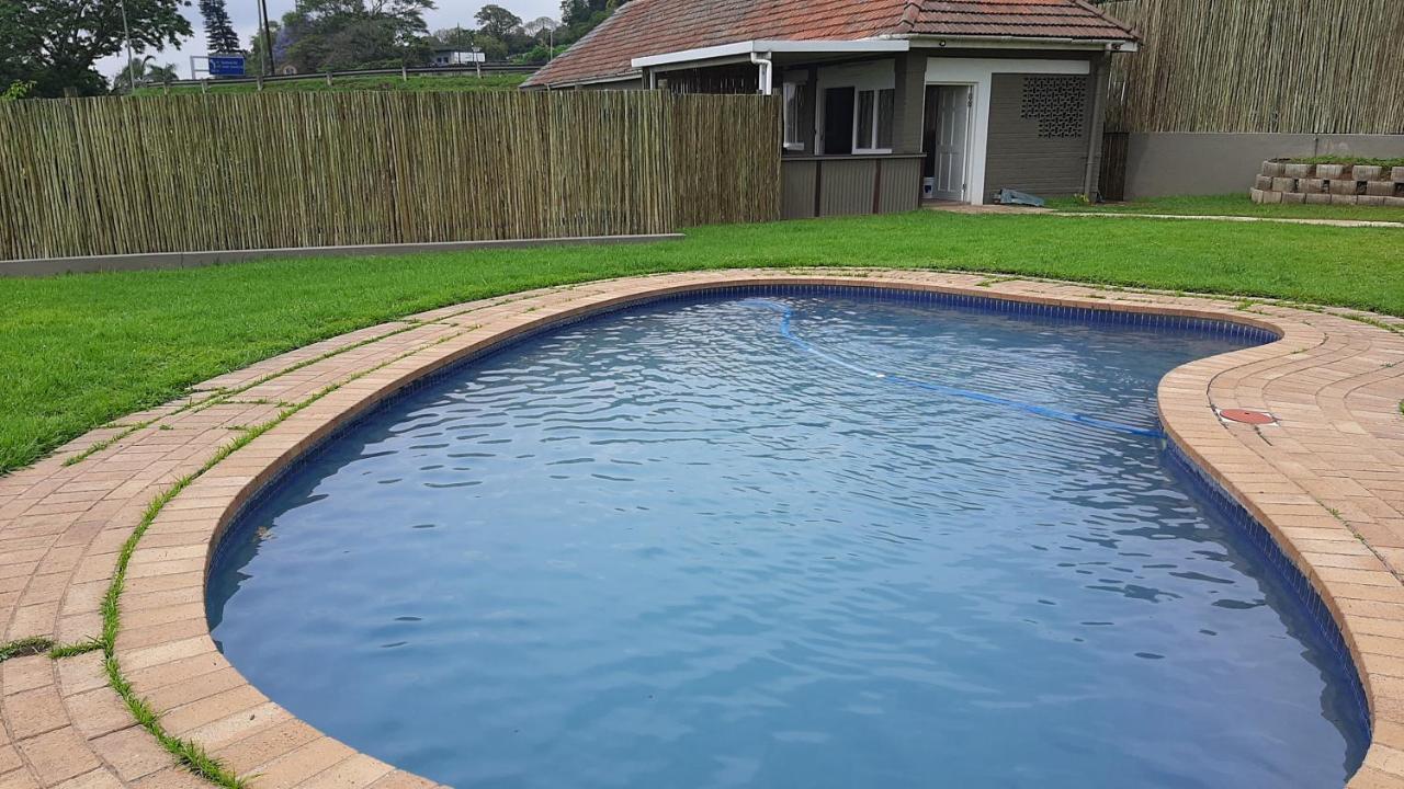 The Gregory Bed and Breakfast Pinetown Exteriör bild